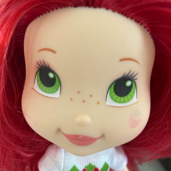 FREE IF YOU MAKE A PURCHUSE OF ONE OF MY LISTINGS
strawberry short cake & dino - Picture 3 of 10